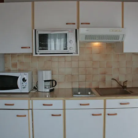 Maison Confortable Avec Jardin Clos Pres De La A - 5 Pers, 2 - Fr-1-22-372 La Tranche-sur-Mer